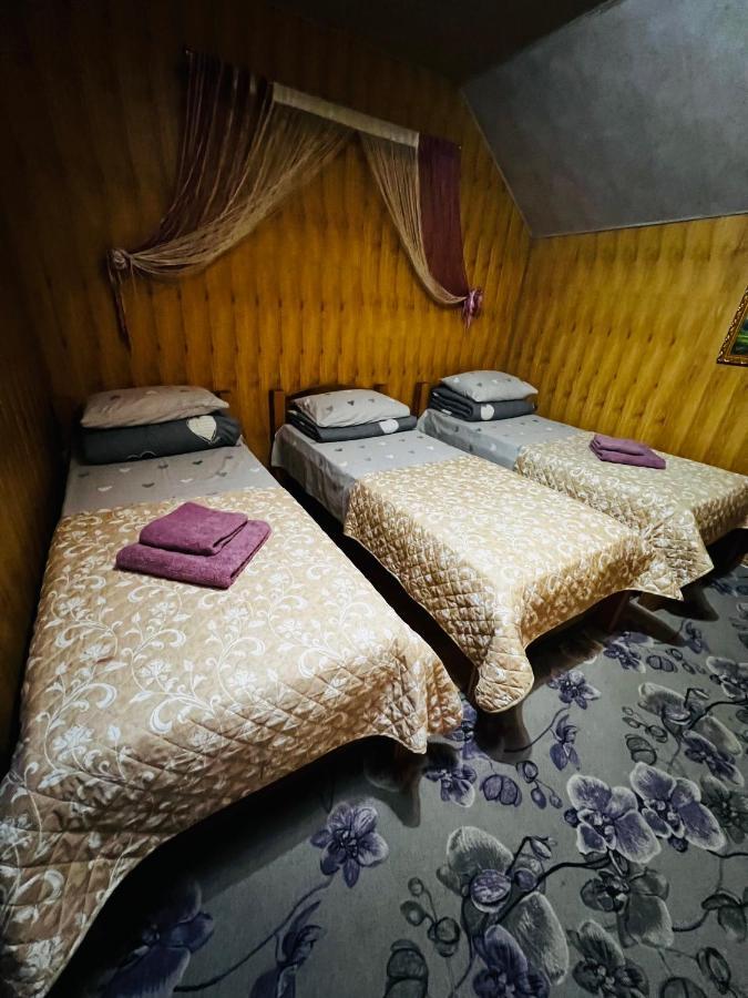 Pid Yavorom Hotel Drogomirchany Buitenkant foto