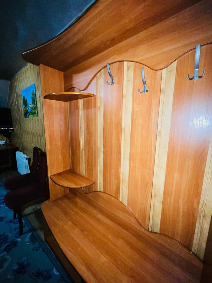 Pid Yavorom Hotel Drogomirchany Kamer foto