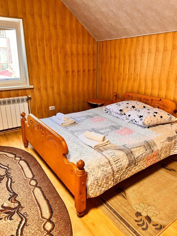 Pid Yavorom Hotel Drogomirchany Buitenkant foto