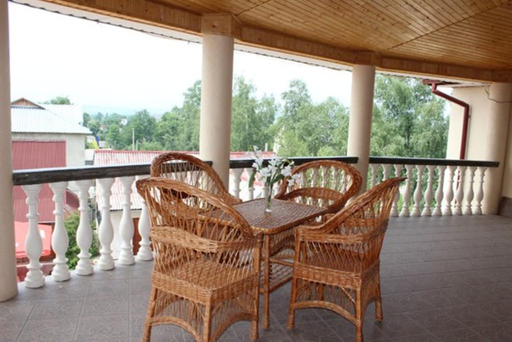 Pid Yavorom Hotel Drogomirchany Buitenkant foto