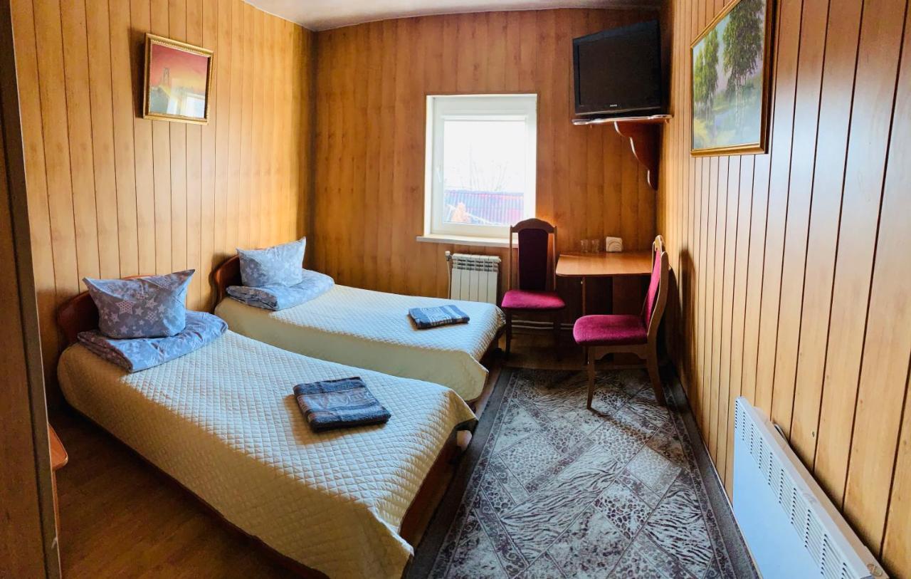 Pid Yavorom Hotel Drogomirchany Buitenkant foto